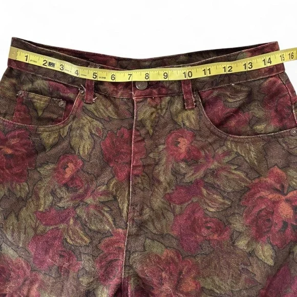 Vintage Bill Blass Floral Straight leg Jeans in Burgundy and Olive - Picture 6 of 8